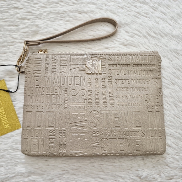 Steve Madden Handbags - Steve Madden Tan Embossed Wristlet Bag